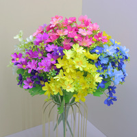 Petite chrysanthème artificielle en tissu de soie pour la décoration de jardin et d'intérieur, fleur artificielle pour l'ameublement domestique