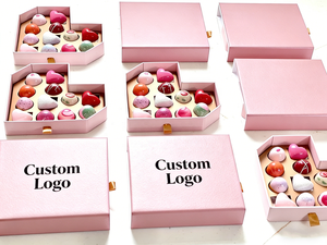 Scatola per Cioccolatini a Forma di <span class=keywords><strong>Cuore</strong></span> Personalizzata, Ecologica e Biodegradabile con Chiusura e Manico - Product Image 2