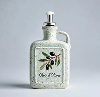 Bouteille distributrice d'huile d'olive en céramique blanche Famiware Milkyway 16oz avec couvercle et bec verseur en acier inoxydable, style européen minimaliste, gaufré