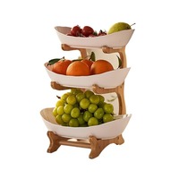 Europese Stijl Moderne Luxe Huishoudelijke Snackschotel Creatieve Drielaags Multi-Layer Bamboe Houten Frame Voor Snoepjes Presenteert