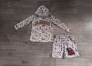Précommande : Ensemble sweat à capuche et short pour bébés garçons Toddle Boutique, motif camouflage équipes de football, en Spandex doux et coton biologique, collection fêtes - Product Image 4