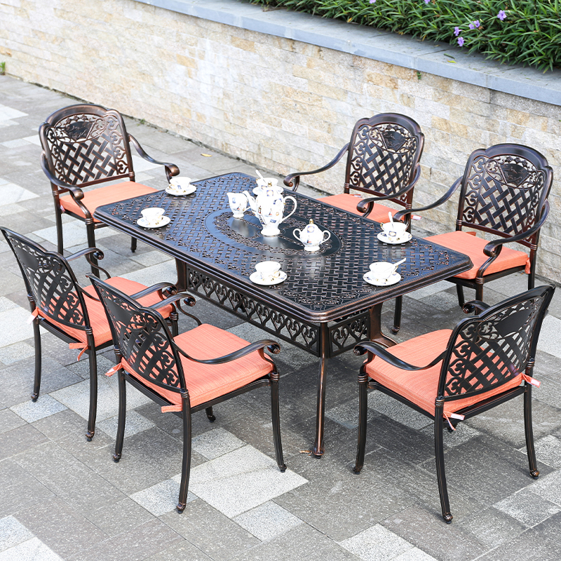 6 chaises + table 175*90cm