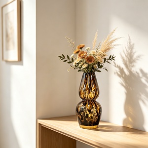 Vase de sol floral nordique moderne en verre borosilicate haute résistance, vases ambrés personnalisés en gros, design unique, résistant aux hautes températures - Product Image 3