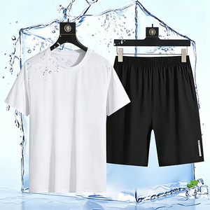 Conjunto Deportivo Transpirable de Malla para Hombre al por Mayor de Fábrica: Camiseta de Manga Corta con Cuello Redondo y Pantalones Cortos de Secado Rápido, Logotipo Personalizado para Venta al por Mayor en UE y EE. UU. - Product Image 1