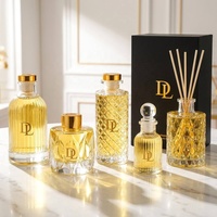 Flacon diffuseur de parfum d'aromathérapie rond en verre transparent de luxe de 50 ml, 100 ml, 200 ml avec gravure givrée pour la maison, les fêtes et l'utilisation en voiture