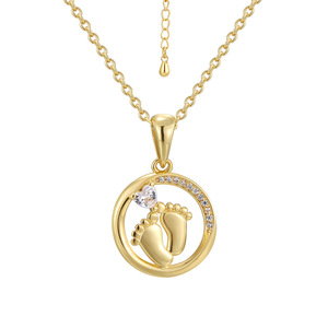 Nuova Collana alla Moda di Alta Qualità con Piedini di Bambino, Personalizzabile con Nome, Placcata in Oro, Regalo per la Festa della Mamma - Product Image 2