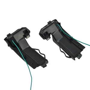Autodragons, señal de giro LED secuencial, lámpara indicadora de espejo lateral, lente ahumada, indicador de espejo oscilante LED que fluye ámbar para <span class=keywords><strong>Q2</strong></span> Q3 - Product Image 3
