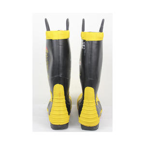 Sepatu Pemadam Kebakaran Bersertifikat NFPA 100% Tahan Api dengan Ujung Baja dan Sol Karet Baja - Product Image 2