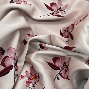 Elégant <span class=keywords><strong>tissu</strong></span> <span class=keywords><strong>brocart</strong></span> jacquard en polyester de haute qualité <span class=keywords><strong>rose</strong></span> à petites fleurs pour robe formelle pour femme - Product Image 4