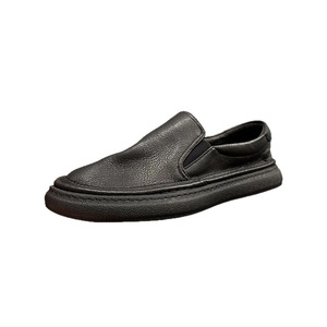 Mocasines de cuero genuino para hombre, color negro liso, tacón bajo, transpirables, para ir al trabajo, conducir, estilo juvenil - Product Image 1