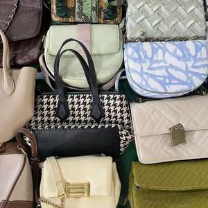 A15 <span class=keywords><strong>Bolsos</strong></span> <span class=keywords><strong>de</strong></span> <span class=keywords><strong>segunda</strong></span> <span class=keywords><strong>mano</strong></span> para mujer Estilo popular Lady Bad Barato al por mayor Usado Clean Ukay Bag - Product Image 4