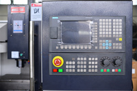 DECHANG XH7126 CNC Vertical Machining Center Presisi Tinggi BT40 Otomatis Tunggal 3/4/5 Axis GSK/Fanuc/Mitsubishi/ Tugas Berat