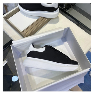 Mocasines de Lujo de Alta Calidad, Zapatos Casuales Blancos Pequeños con Suela Gruesa y Cordones, Estilo Moderno - Product Image 5