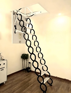 Escabeau de grenier moderne pliable et rétractable en aluminium, escalier dissimulé avec télécommande et marches antidérapantes pour usage quotidien dans les greniers résidentiels - Product Image 1