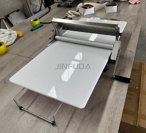Nueva Máquina Laminadora de Masa Manual Mini de Sobremesa para Uso en Panadería de Croissants y Pasteles - Product Image 6