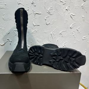 ירוק זית טבע ירוק, מגפי גשם בעיצוב אופנתי עם תכונת אנטי החלקה לשימוש בחווה בחורף ובסתיו - Product Image 6