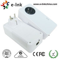 Adaptateur Powerline Passthrough 1200Mbps avec prise de courant