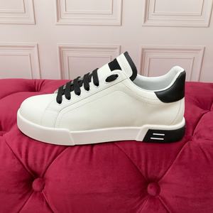 Sneakers de luxe de créateur, respirantes, en mesh blanc, chaussures de sport pour la course à pied avec fermeture à lacets, tendance mode unisexe - Product Image 5