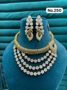 Conjunto de Collar y Aretes de Circonio para Mujer, Joyería de Diseño Contemporáneo para Bodas y Fiestas - Product Image 5