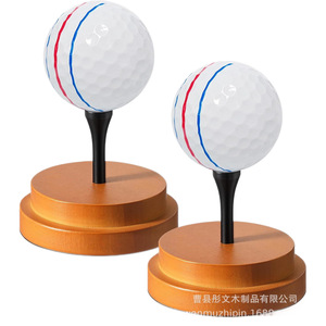 Support de présentation de balles de golf en bois, matériau en pin, décoration d'intérieur durable - Product Image 2