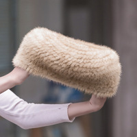 Bonnet de Style nouveau pour femmes béret en fourrure de vison coréen Protection des oreilles chaude broderie à la main conception de personnage respirant tricoté