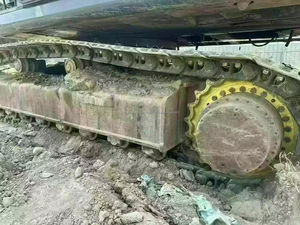 Excavatrice sur chenilles Hyundai 335LC-7 d'occasion poids en ordre de marche de 5 tonnes bon état prix raisonnable à vendre - Product Image 5