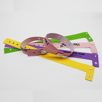 Pulsera RFID de PVC de 13,56 MHz para eventos Código QR personalizado Identificar pulseras de vinilo de plástico NFC para hospital