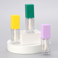 Tube de brillant à lèvres recyclable OMI PETG forme carrée coup d'injection bouteille irrégulière conteneur de brillant à lèvres avec grande brosse