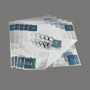 Customized Printed Plastic Garment Bags For T-Shirt Shirt Packaging M Size Storage Convenient New Materials - Product Image 2