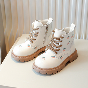 Nouvelles bottes courtes en cuir pour filles, style britannique, décontractées, brodées, anti-dérapantes - Product Image 3