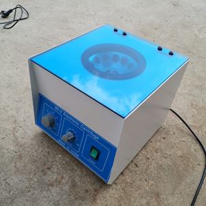 Fábrica Atacado Baixa Velocidade Desktop Centrífuga 20ml X <span class=keywords><strong>12</strong></span> Balde Centrífuga Máquina para Uso em Laboratório - Product Image 6