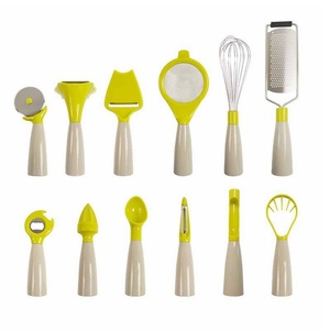 Juego de 12 Utensilios de Cocina Pequeños de Plástico con Mango Cómodo de Alta Calidad, Accesorios de Cocina - Product Image 2