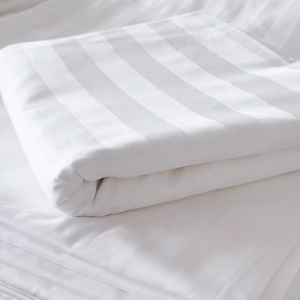 Juego de Ropa de Cama para Hotel, Algodón Blanco a Rayas, 300 Hilos, Proveedor Mayorista de Ropa de Cama para Hotel, Fábrica de Ropa de Cama para Hotel OEM - Product Image 2