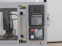Haute vitesse 12000 tr/min XK7113D 3 axes verticale petite fraiseuse verticale CNC pour métal CNC Mill Machine