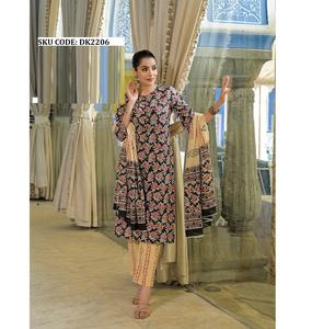 ชุดคุรตะผ้าฝ้ายทำมือสำหรับผู้หญิง สไตล์โมเดิร์น จากอินเดียและปากีสถาน เนื้อผ้าประณีต ลวดลายหรูหรา สะท้อนวัฒนธรรมพื้นเมือง เหมาะสำหรับงานแต่งงานและงานเลี้ยง - Product Image 4