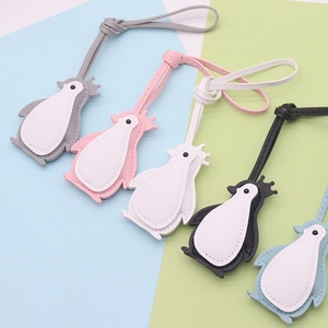 حقيبة على شكل البطريق قلادة سحر بو الجلود حقيبة يد شنقا الديكور جميل كيشين كيشين الهدايا الشعبية الساحرة - Product Image 2