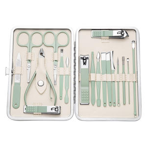 Herramientas <span class=keywords><strong>de</strong></span> pedicura profesional 18PCS <span class=keywords><strong>Suite</strong></span> <span class=keywords><strong>de</strong></span> cuidado <span class=keywords><strong>de</strong></span> uñas multifuncional <span class=keywords><strong>de</strong></span> alta calidad Juego <span class=keywords><strong>de</strong></span> manicura <span class=keywords><strong>de</strong></span> tijeras <span class=keywords><strong>de</strong></span> acero inoxidable fácil <span class=keywords><strong>de</strong></span> usar - Product Image 1