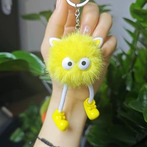 Lindo llavero de dibujos animados, muñeco de peluche, colgante de bola de carbón pequeña para bolso, accesorios para llavero de coche, pequeño regalo hecho de aleación de metal y plástico - Product Image 6