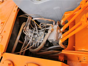 Vente flash : Excavatrice sur chenilles Hitachi EX60 d'occasion, 6 tonnes, moteur et moteur d'origine, équipement de construction - Product Image 6