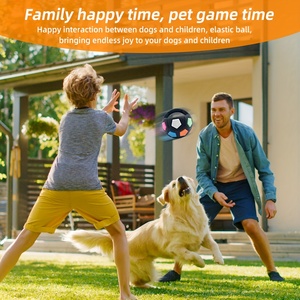 Yeni futbol şekilli köpek çiğnemek oyuncak açık eğitim ve interaktif oyun için dayanıklı diş çıkarma kabartma gıcırtılı top - Product Image 4