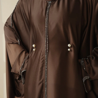 Ensemble Abaya 2 Pièces Élégant en Crêpe Satiné Longue Coupe Chauve-Souris avec Diamants et Hijab pour Femmes Musulmanes – Luxe Modeste d'Été – Vente en Gros