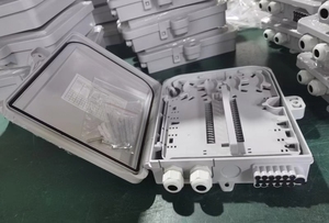 กล่องกระจาย 12 พอร์ต SC/LC พร้อม 6xlc/APC ดับล็กซ์และ 12 พิกเทล - Product Image 3