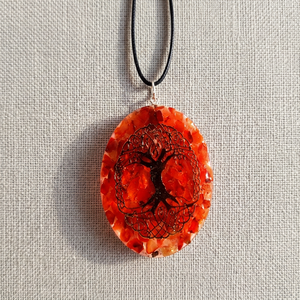Pendentif en cristal ovale fait main avec motif arbre de vie gravé au laser sur cordon noir - Cadeau promotionnel - Product Image 4