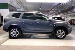 Auto usate completamente rifornite: <span class=keywords><strong>Renault</strong></span> Duster LE SUV 2024 pronta per la spedizione - Product Image 3