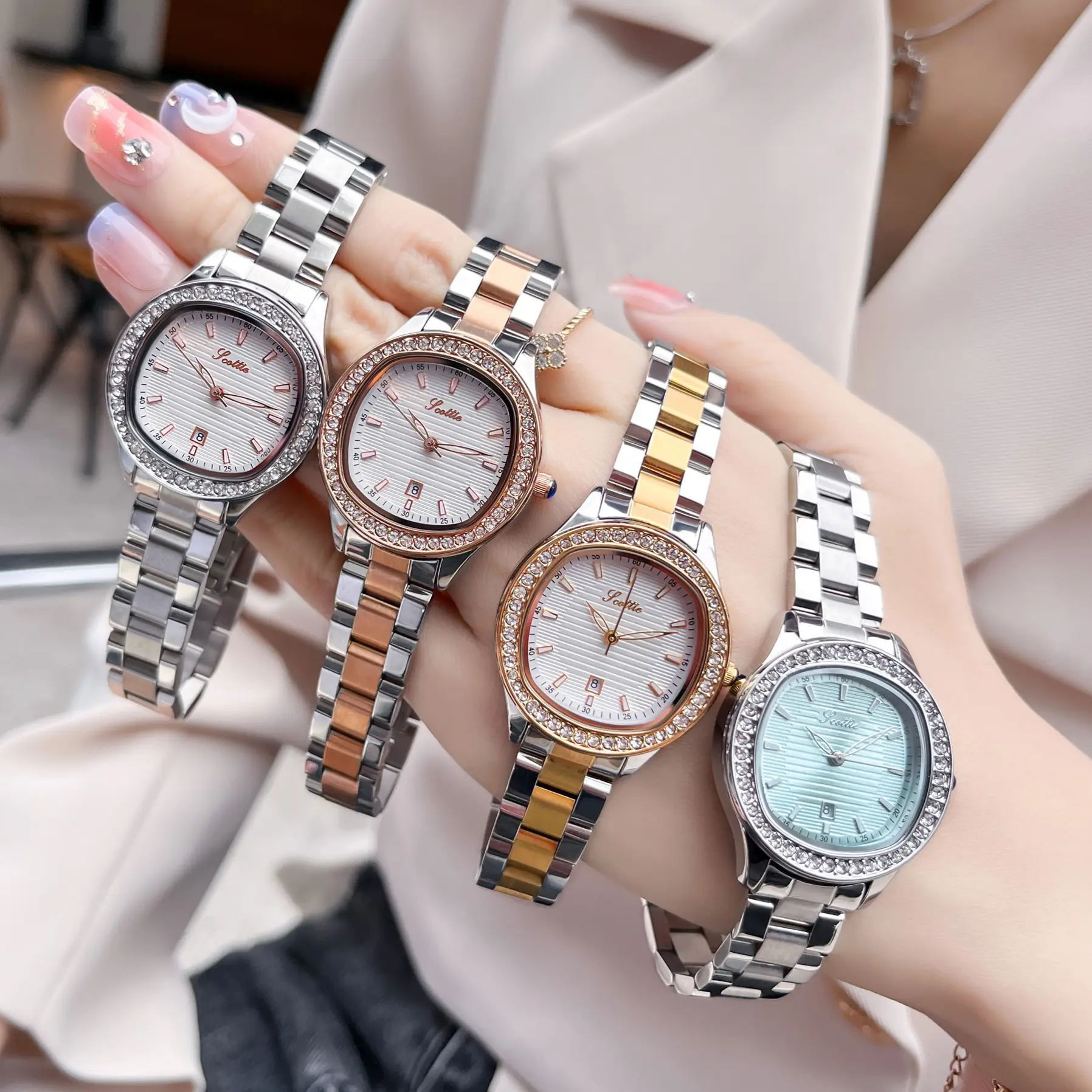Scottie 9617 Moderne Waterdichte Aanpasbare Roestvrijstalen Moissanite Quartz Horloge Diamant Lederen Polshorloge Voor Vrouwen