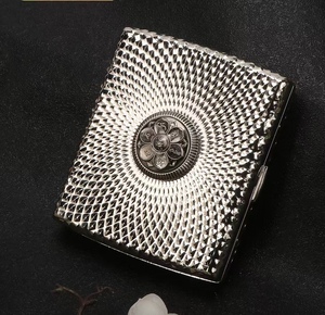 Estuche Metálico Portátil para Cigarrillos, Capacidad para 20 Cigarrillos <span class=keywords><strong>King</strong></span> Size, Diseño Giratorio con Mantra de Seis Palabras, con Clip, Resistente a Golpes y a la Humedad - Product Image 1