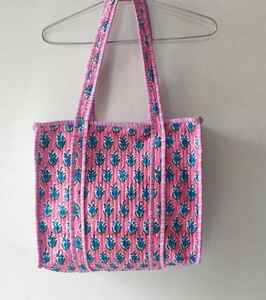 Sac fourre-tout en coton matelassé imprimé à la main style bohème indien pour femme, sac à bandoulière, sac de voyage, sac de marché, cadeau fait main - Product Image 1