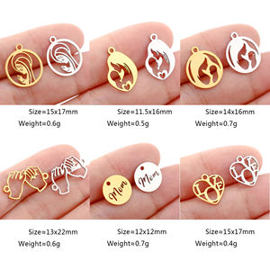 Pendentifs en acier inoxydable Amour Coeur Maman Amour Maternel Ange <span class=keywords><strong>Marie</strong></span> Charmes Miroir Poli Boucles d'oreilles Collier Bijoux Accessoires - Product Image 2