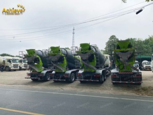 Camión Mezclador de Concreto Sinotruk HOWO 375hp 8x4, Camión Mezclador de Concreto Sinotruk Howo 10cbm 12cbm - Product Image 5