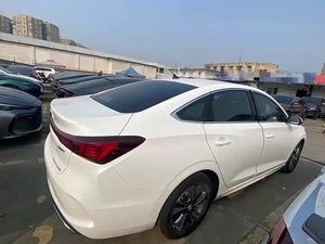 Vente en gros 2023 Changan Eado PLUS Blue Whale 1.4T Turbo Automatique Sièges en Cuir Conduite à Gauche Sans Accident Berline Haute Performance d'Occasion - Product Image 3